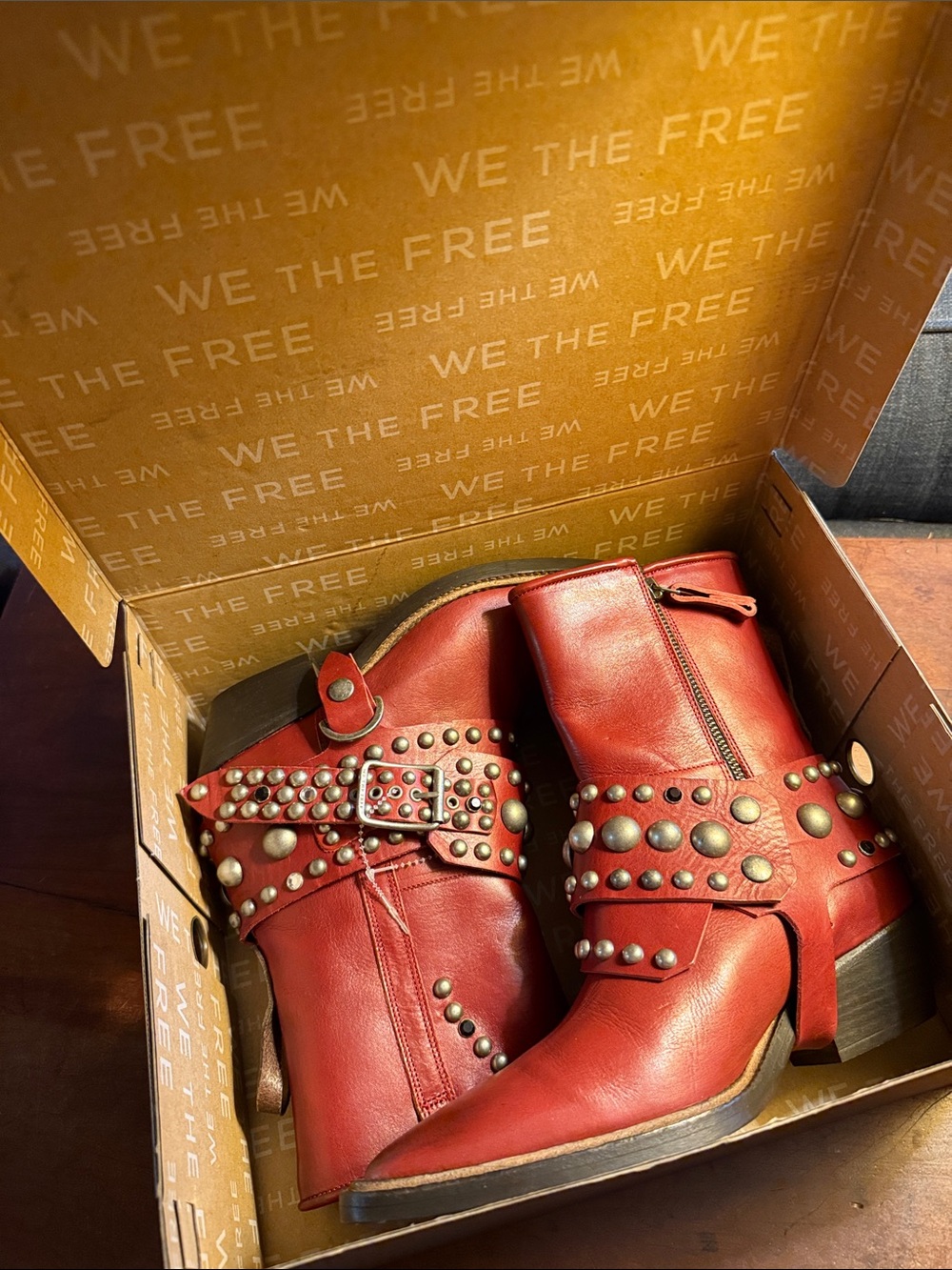We The Free Axel Boots - Picture 7 of 17